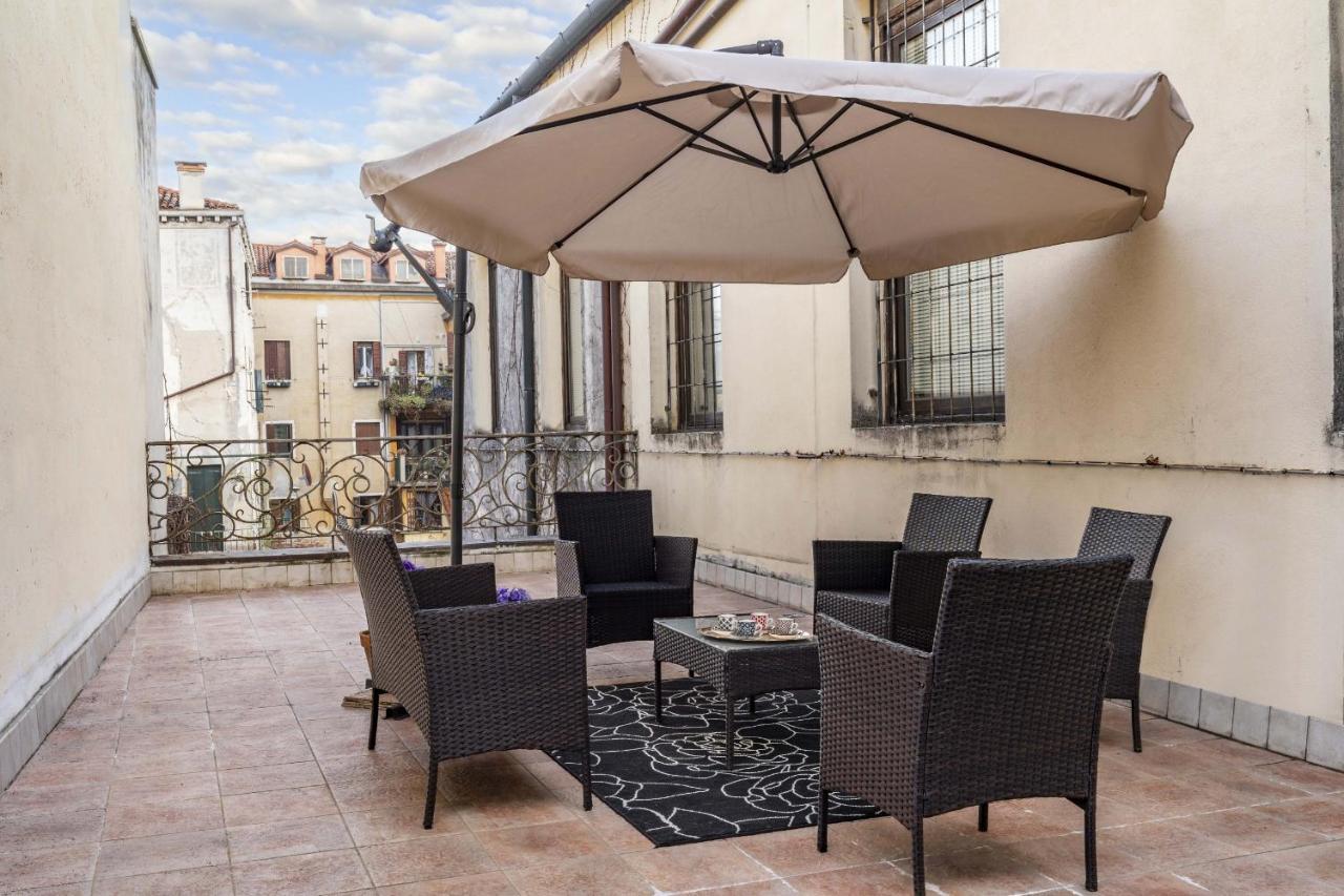 Tolentini Canal View & Terrace By Wonderful Italy Venetië Buitenkant foto